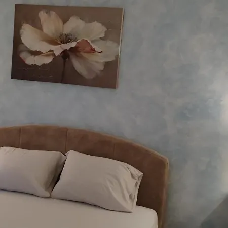 Sea And Sunshine Apartment Tivat Room photo